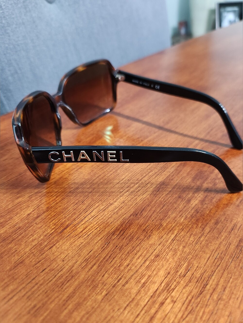 Authentic Chanel 5139 Multicolor Letter Sunglasses In a Black Gradient Frame